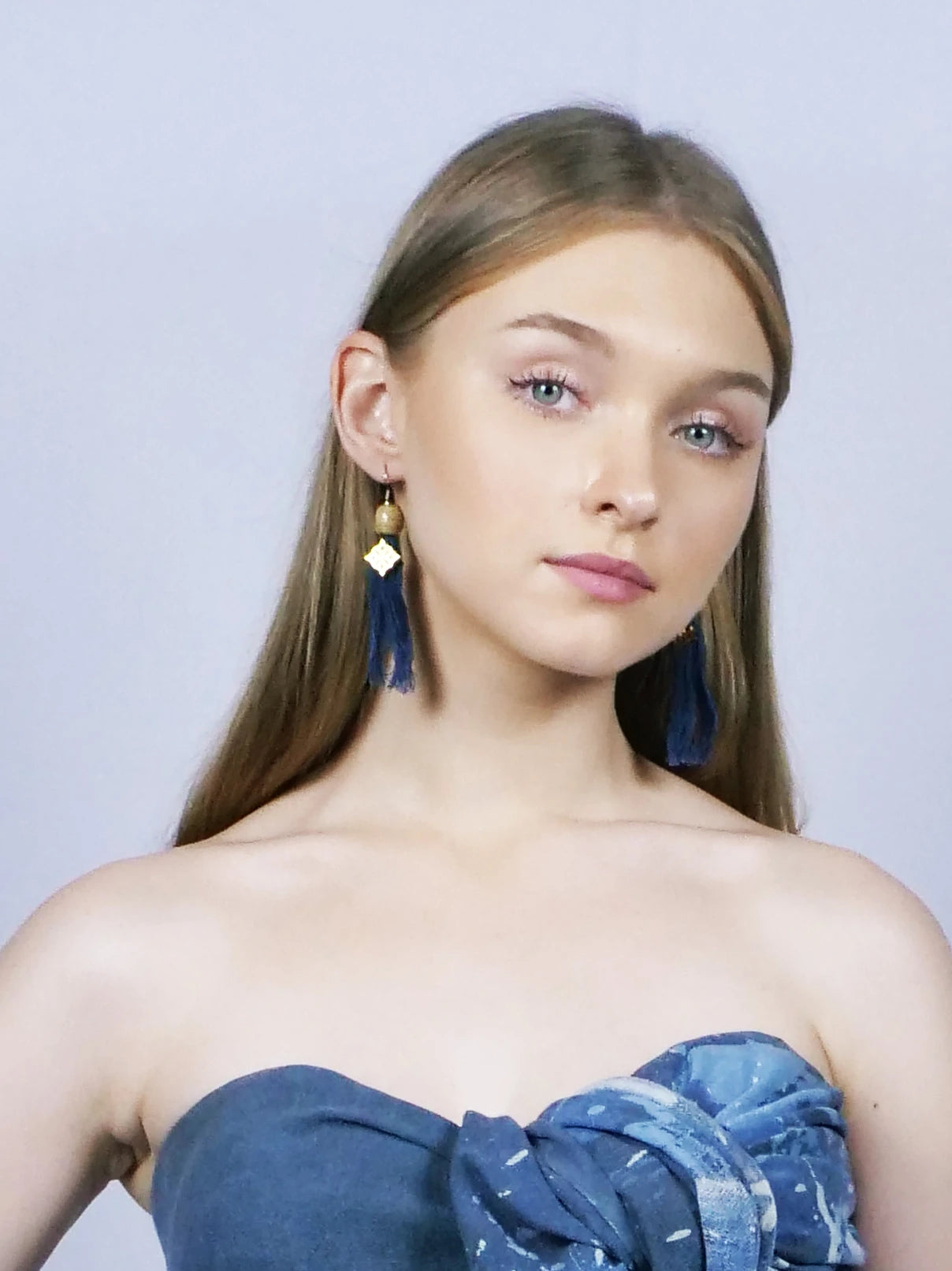 Boucles d'oreilles à pompons Indigo Riche