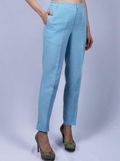 Pantalon bleu ciel