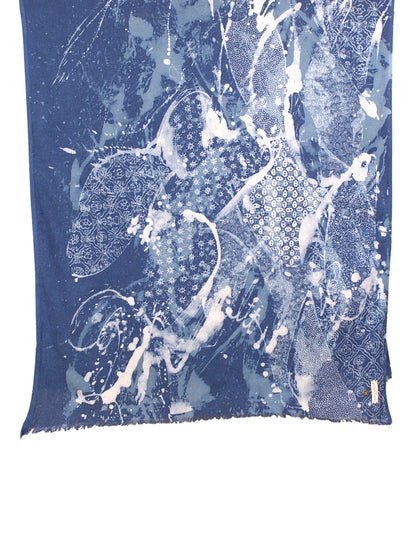 Kain enveloppant indigo superposé